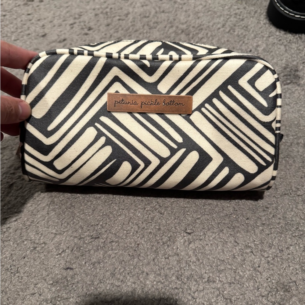 Petunia Pickle Bottom Black and Cream Geometric Bag